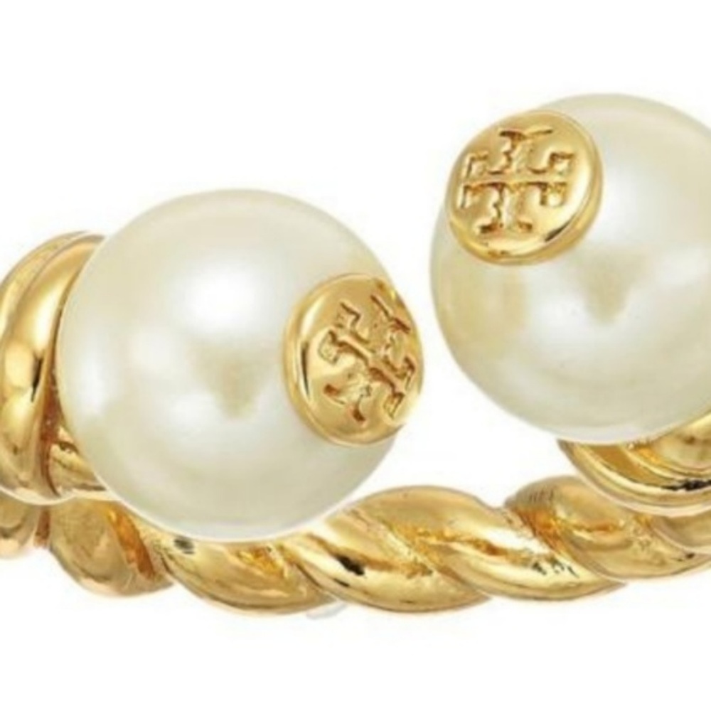 ★ Tory Burch Rope Logo Faux Pearl Gold Ring Size 8 - Picture 5 of 7